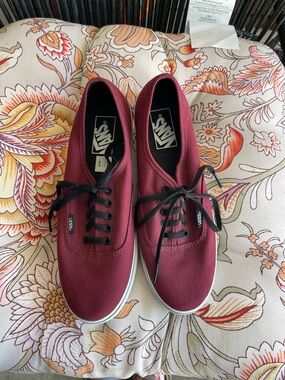 Vans Men Authentic Canvas Sneakers - Maroon with Black Laces